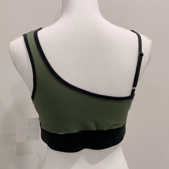 Olive green Asymmetrical sports bra XL NWT - Picture 3 of 7